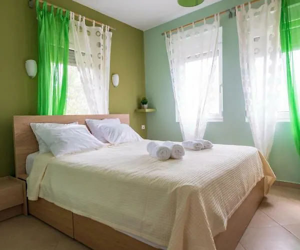 House Christie Feriehus *